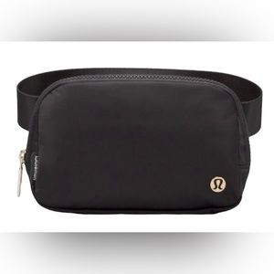 Lululemon black with gold hardware Everywhere Belt Bag 1L